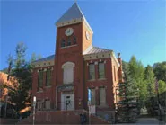 Picture of San Miguel County Courthouse.
