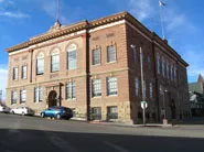 Picture of Teller County courthouse.